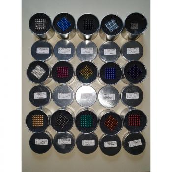 Magnetpuzzle aus Neodymkugeln vernickelt in verschiedenen Farben