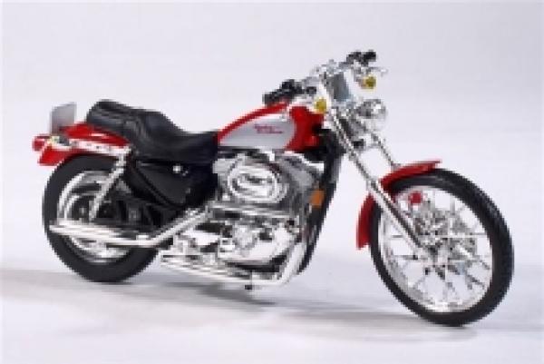 Harley-Davidson #17 - 2002 XL 1200C, rot